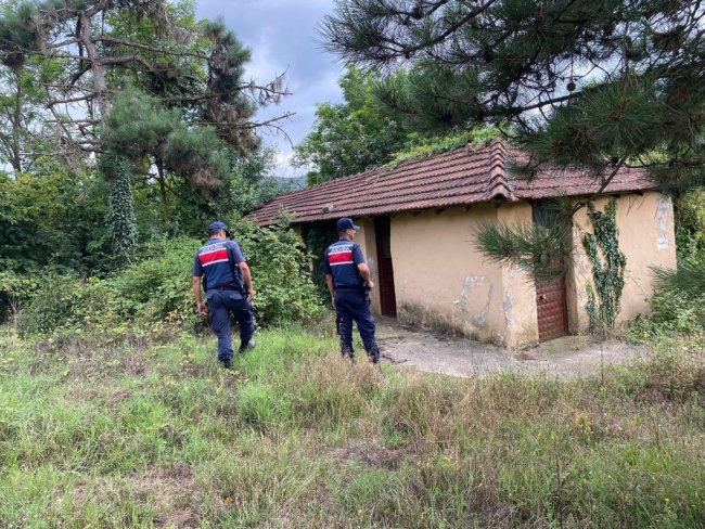 Ülke genelinde 1141 düzensiz göçmen yakalandı: 18 gözaltı